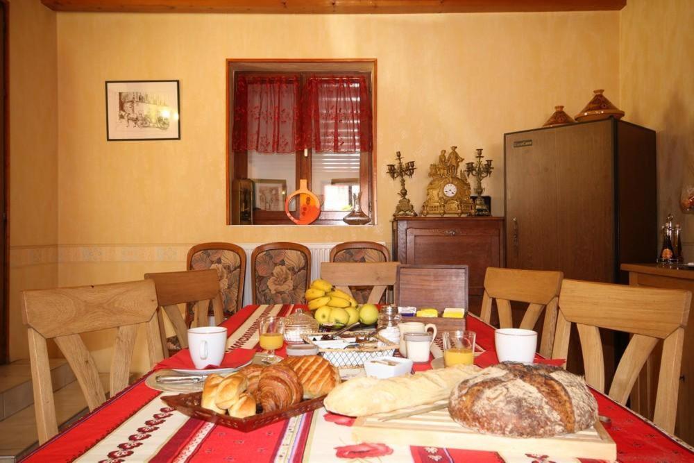Chez Marie-Anne Bed & Breakfast Sacquenay Bagian luar foto